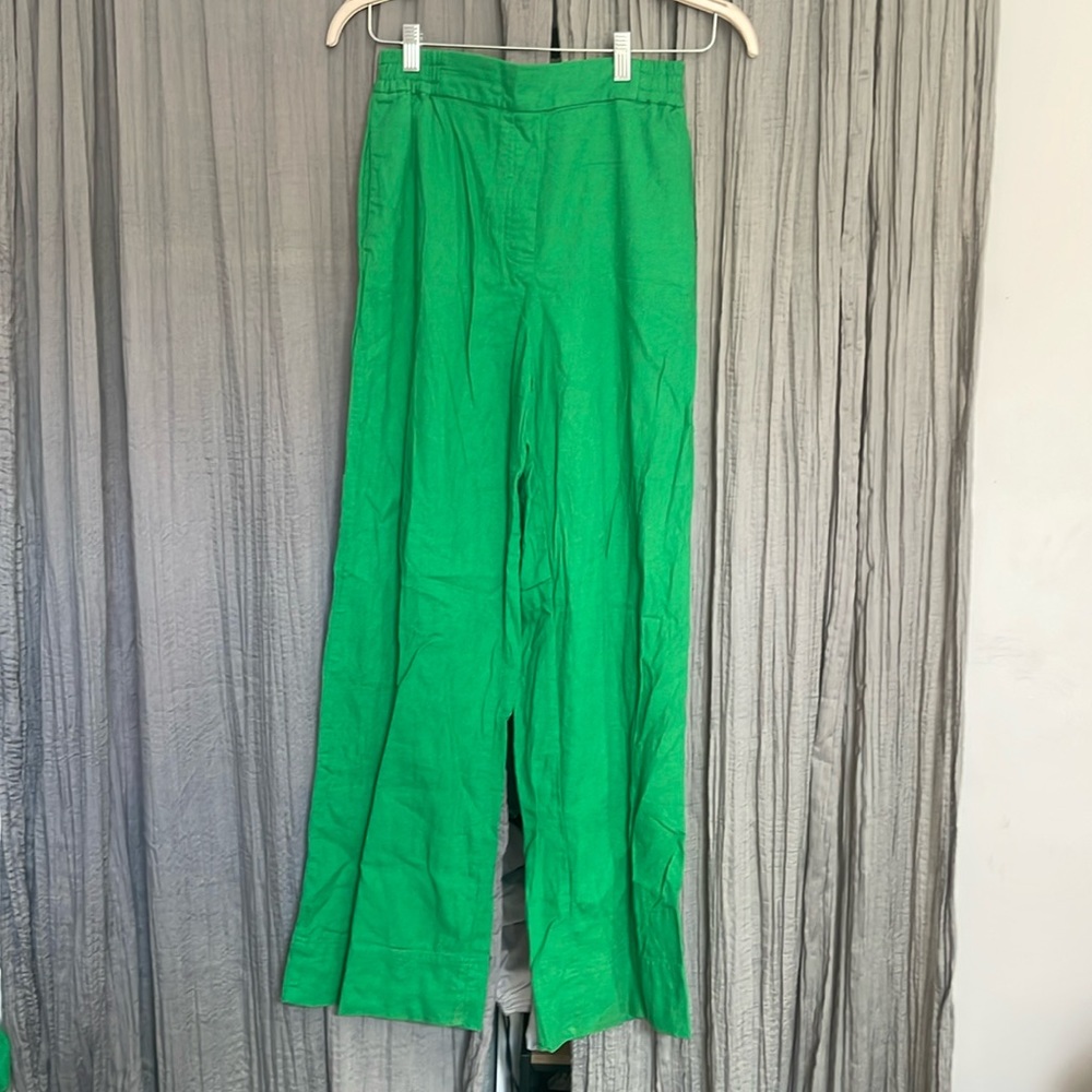 Green linen pants